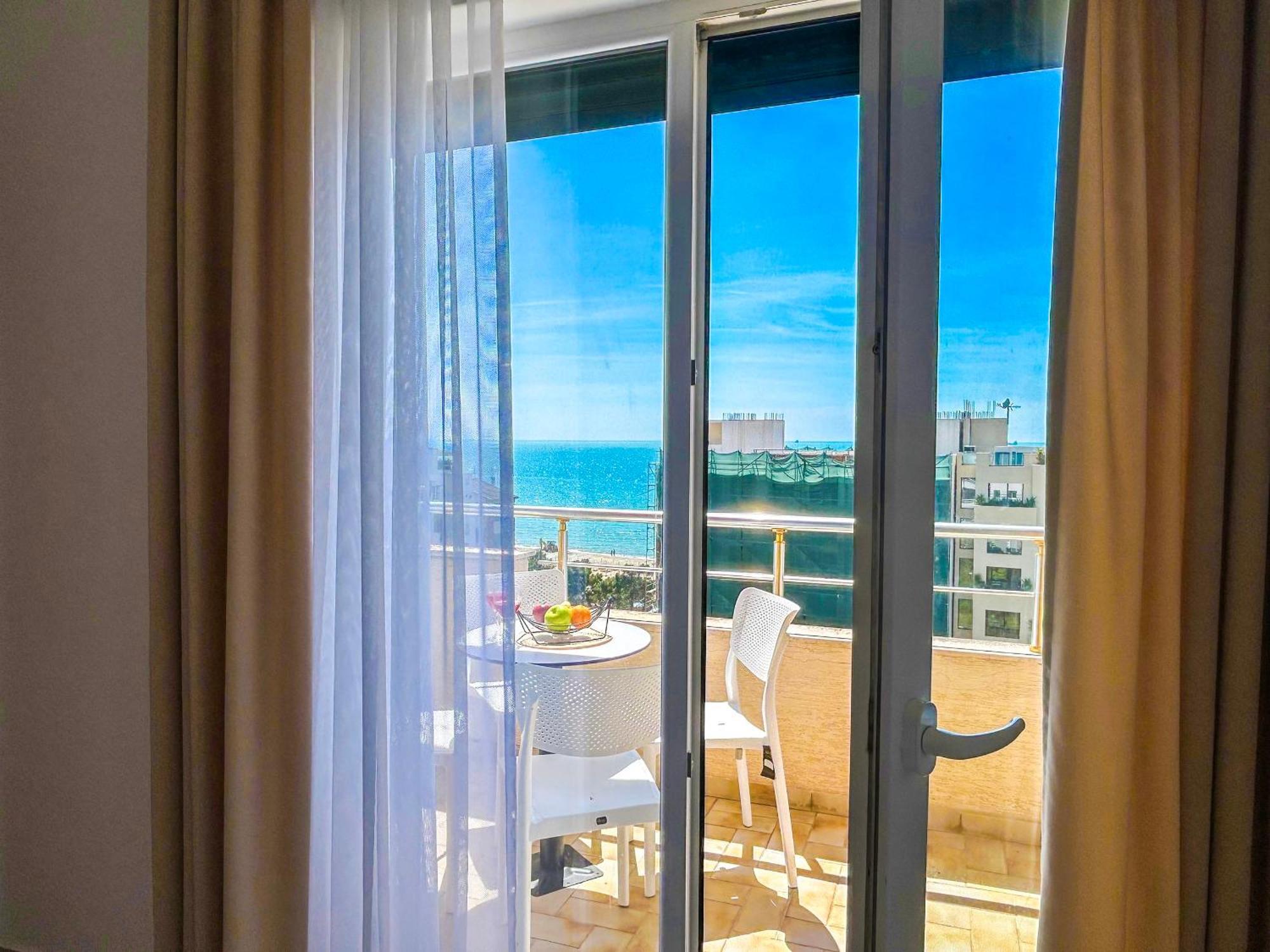 2 Bedroom 980 * Durrës