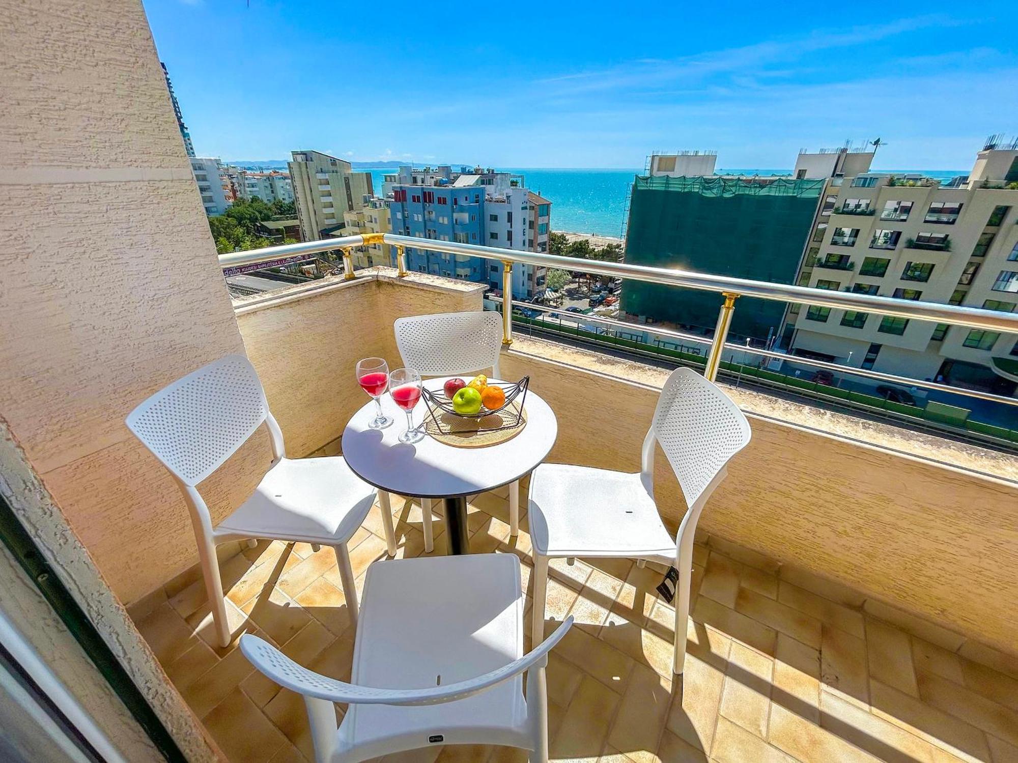 2 Bedroom 980 Appartement *